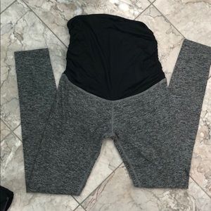 Maternity Beyond the bump yoga pants